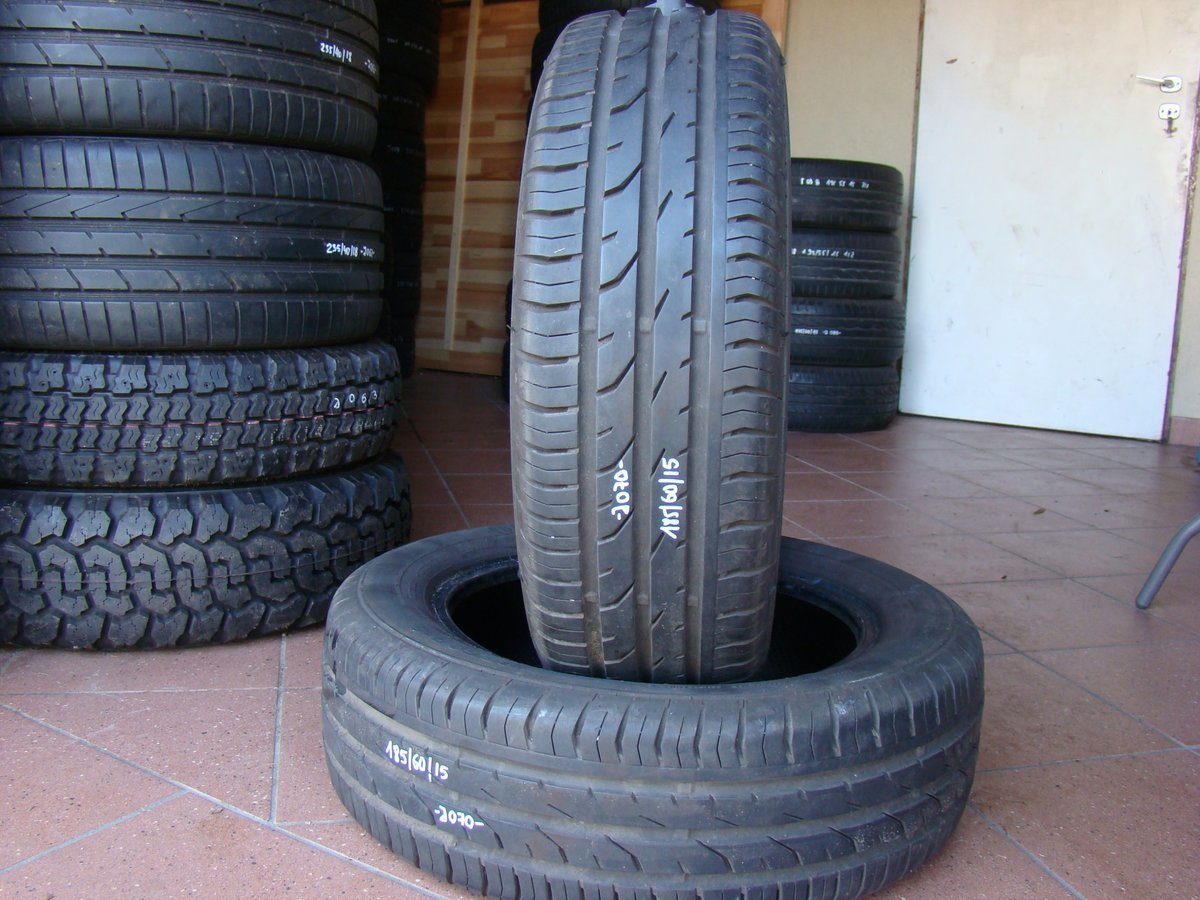 2 x Continental ContiPremiumContact2 185/60R15 88H