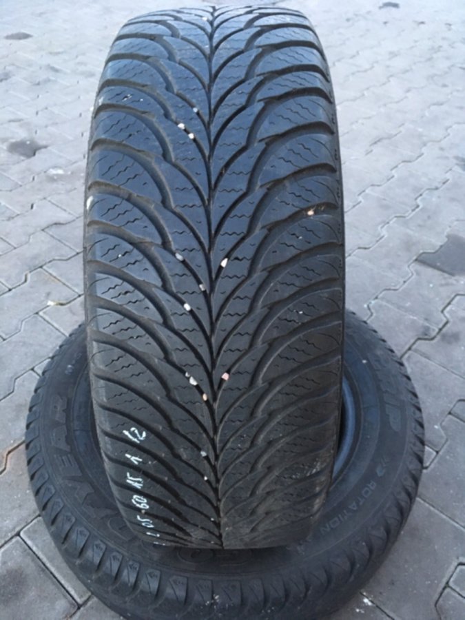 2 opony 205/60/15 Goodyear Eagle Ultra Grip 6,5mm