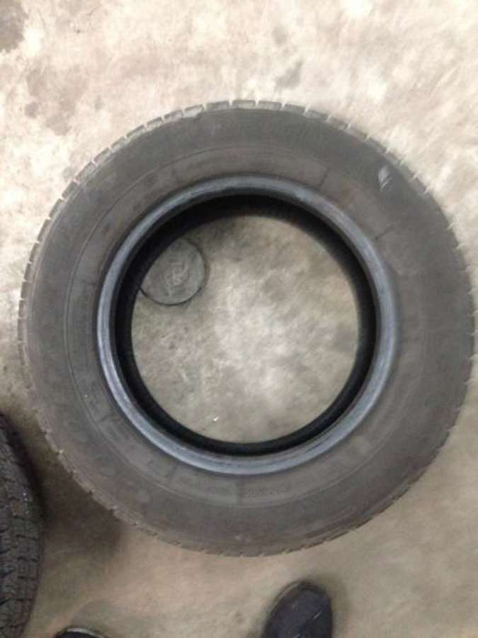2 opony Goodyear Cargo Vector 215/65/15 C